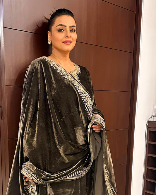 Embroidered Velvet Kurta Set with Dupatta